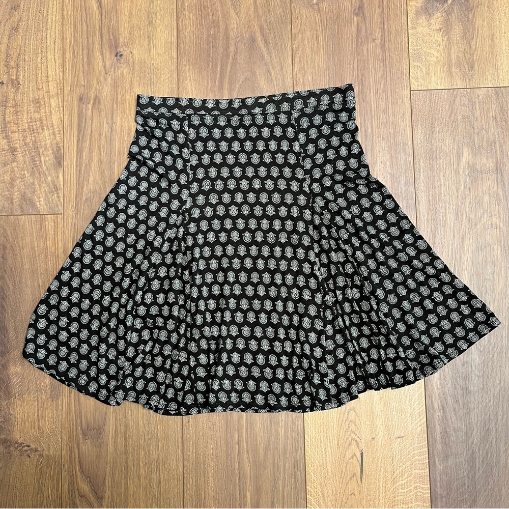 Skirt sz S